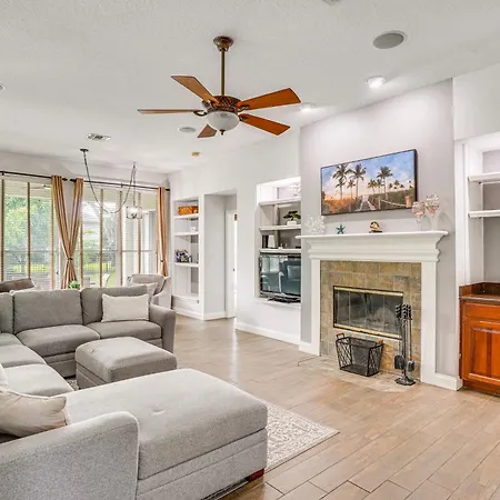 Spacious Orlando Home With Community Amenities!